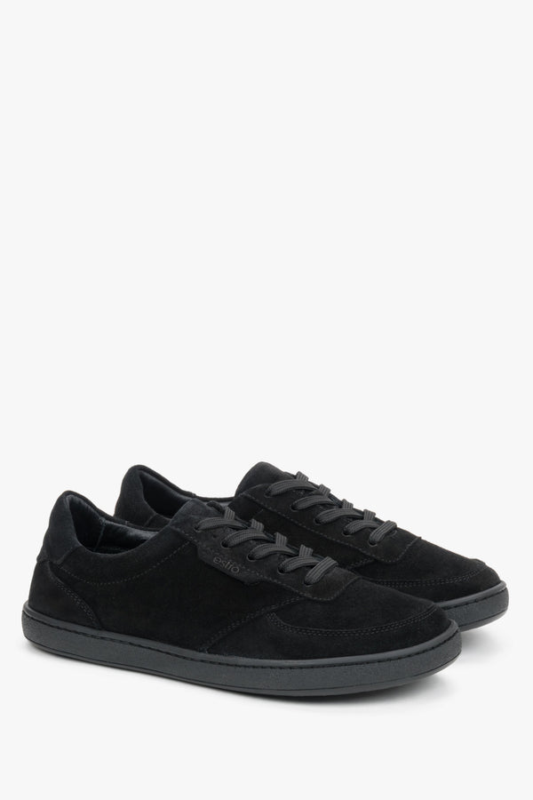 Women’s flexible black natural velour barefoot sneakers Estro.