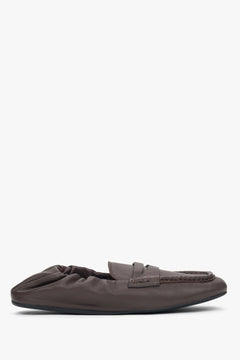 Women’s Flexible Dark Brown Loafers with Soft Heel Counter Estro ER00118784.