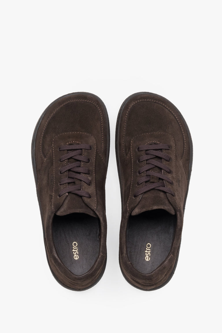 Women’s barefoot sneakers in dark brown velour by Estro.