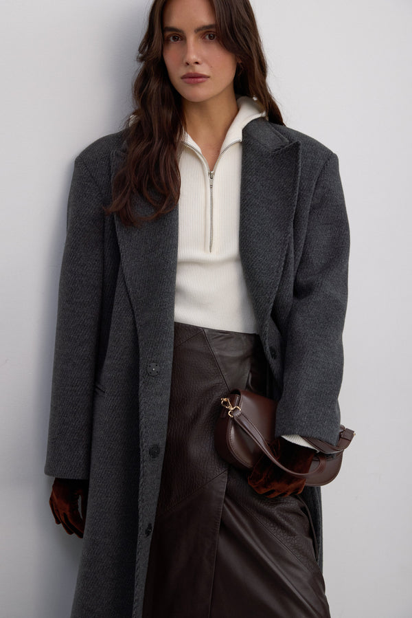 Grey ankle-length women’s coat made of natural wool and viscose Estro – shown on model.