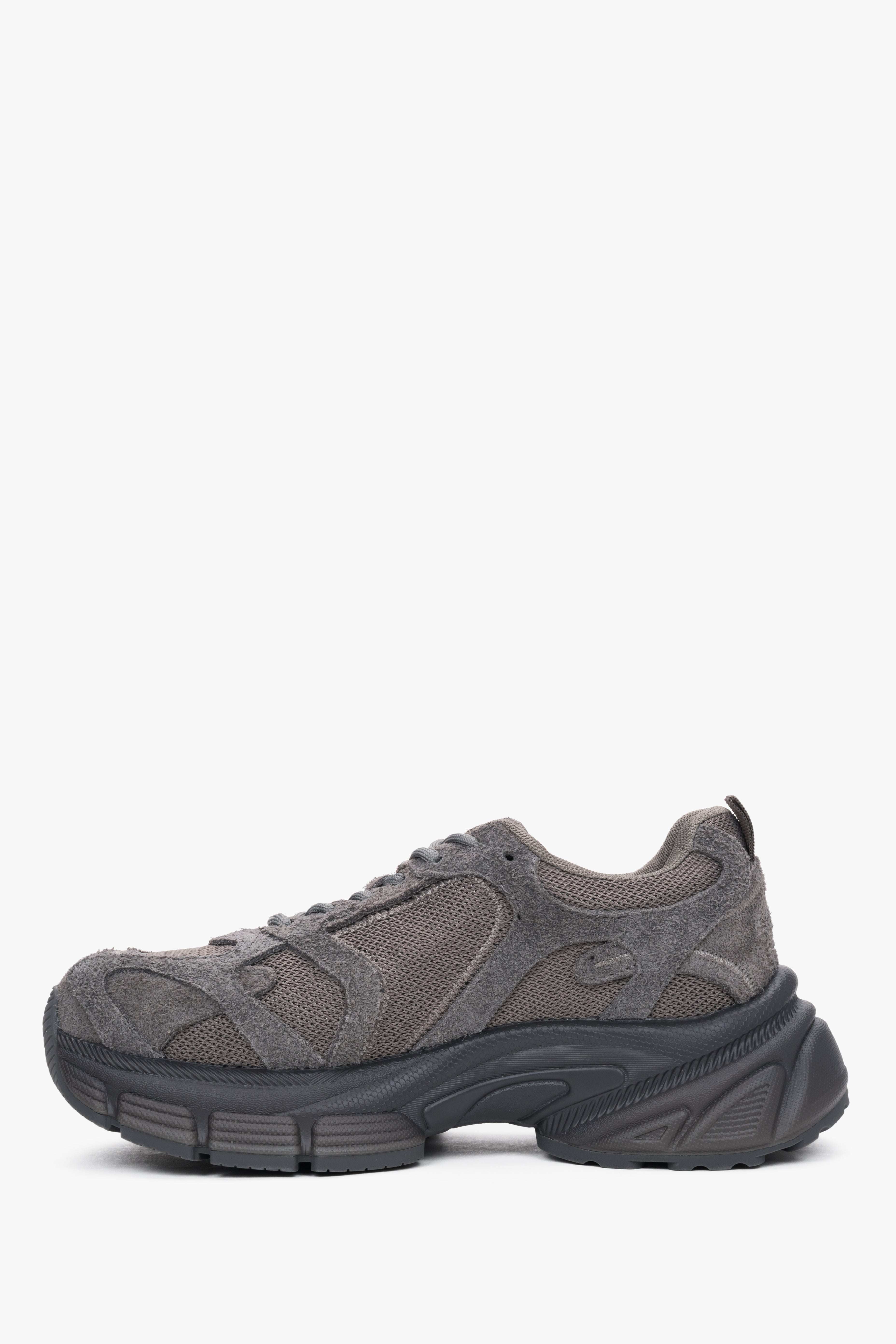 Women's grey platform sneakers made of natural velour and breathable mesh ES8.