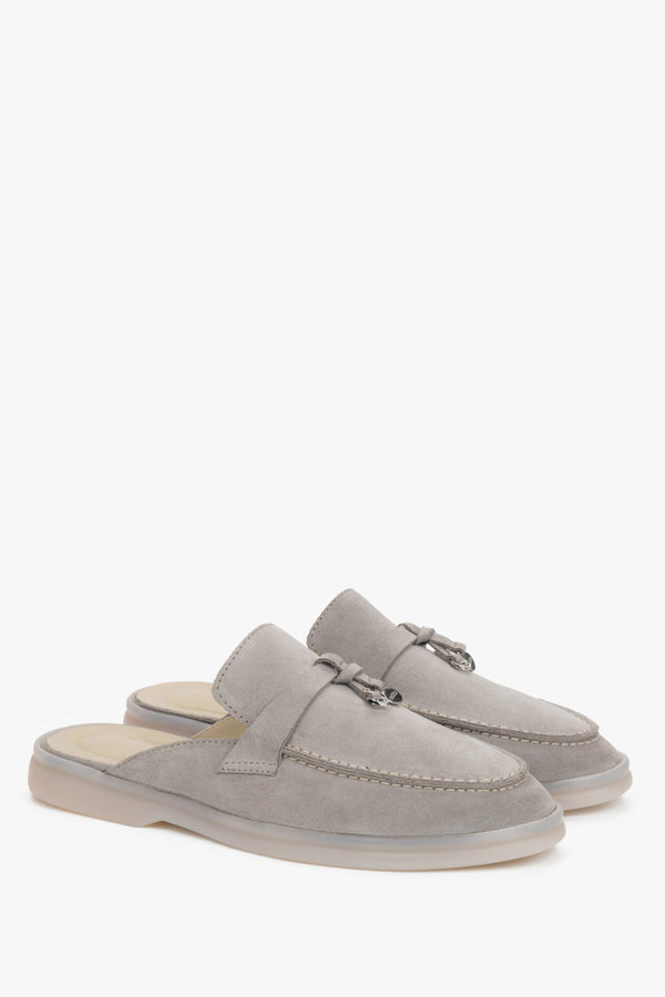 Grey women's mules made of soft Italian premium natural velour.