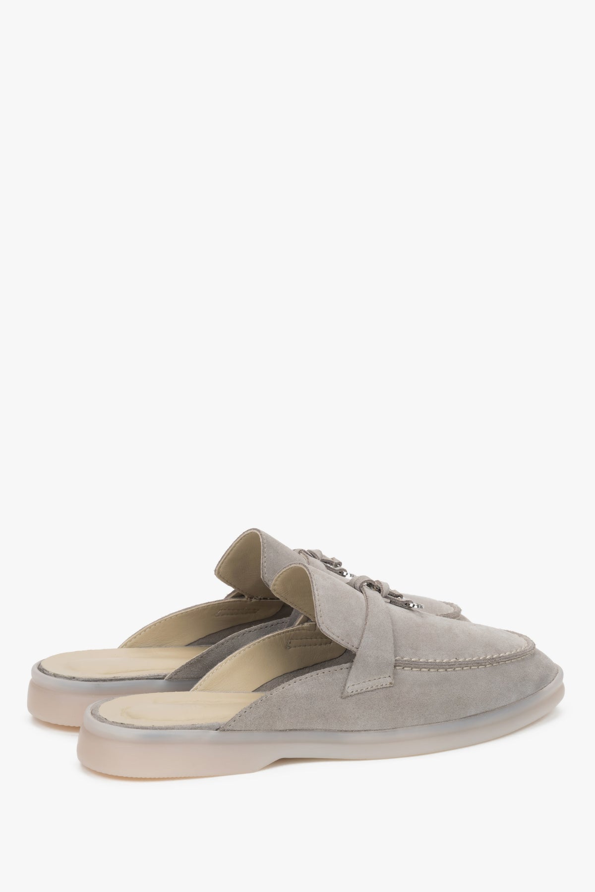 Grey Estro women's mules made of soft Italian premium natural velour.