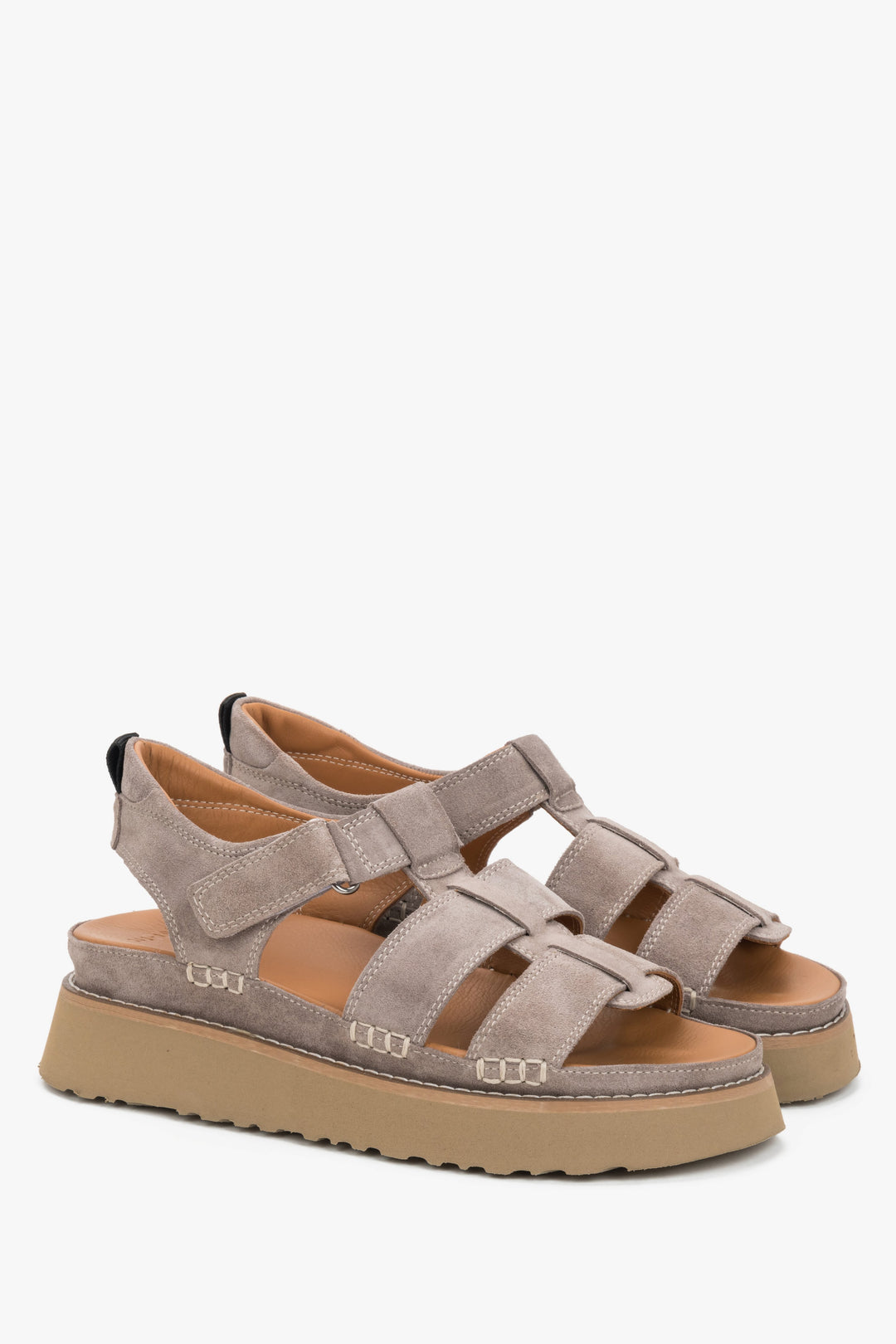 Women’s grey platform sandals in natural velour by Estro.