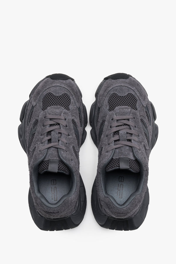 Women's grey sneakers ES8 – a top perspective showcasing the breathable mesh lining and 100% genuine leather insole.
