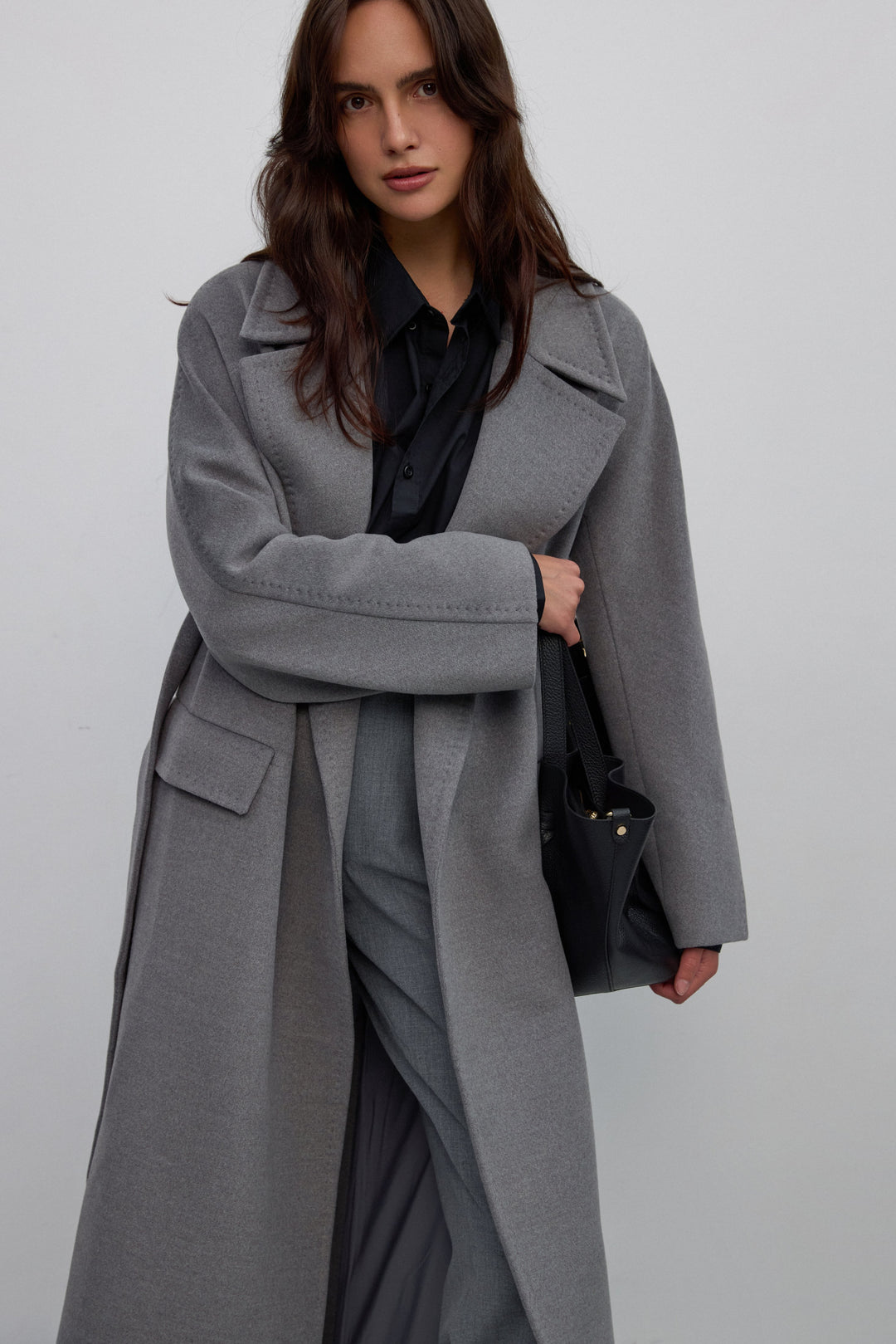 Women’s ankle-length coat, grey, with wool and wide collar, Estro ER00117898.