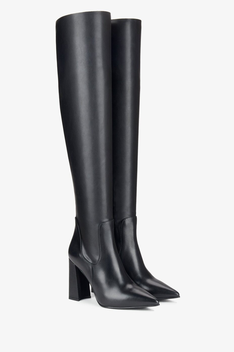 Black leather pointed knee-high boots Estro.