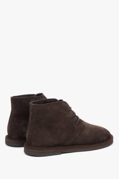Women’s ankle boots Estro ER00118222, lace-up, made of dark brown genuine velour.