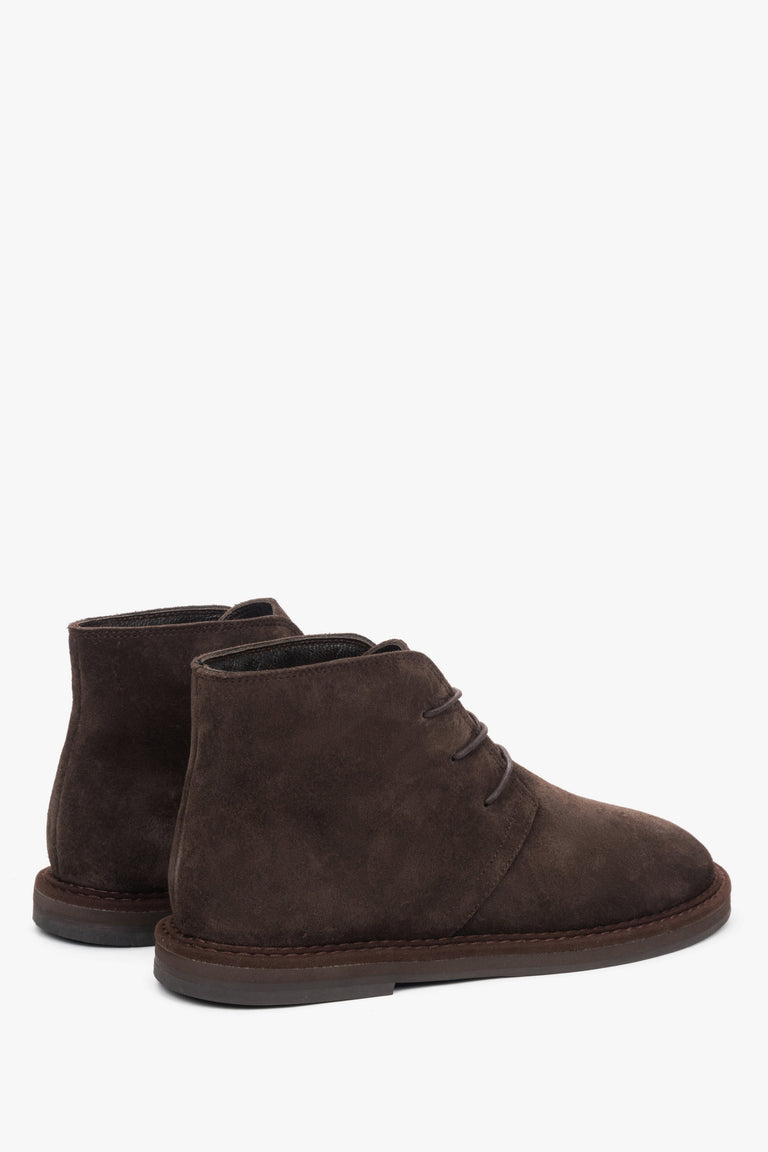Women’s ankle boots Estro ER00118222, lace-up, made of dark brown genuine velour.