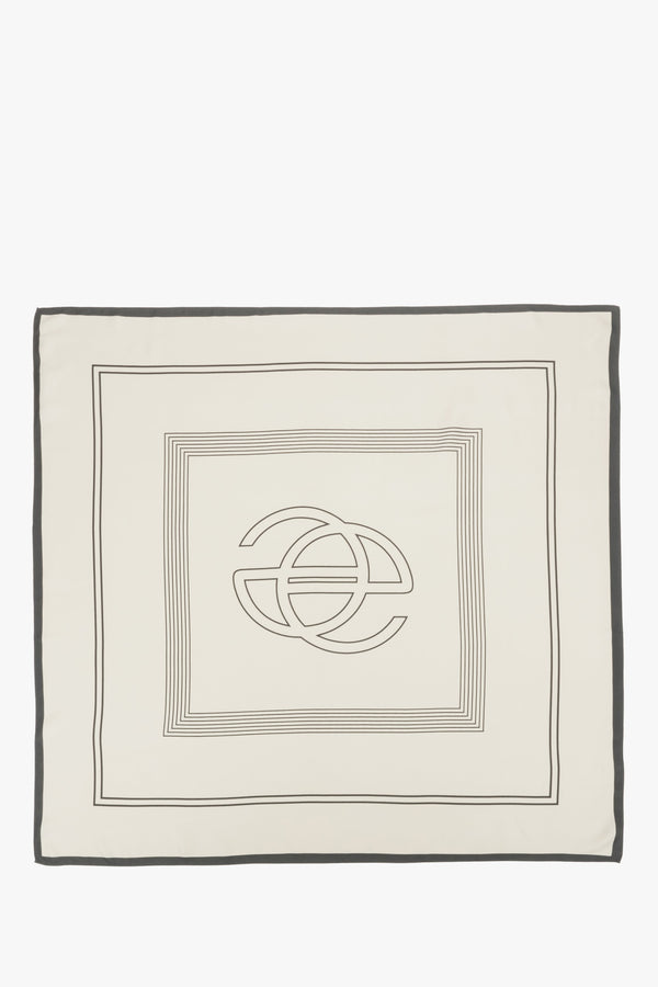Women's light beige and black neckerchief with a subtle geometric pattern Estro.