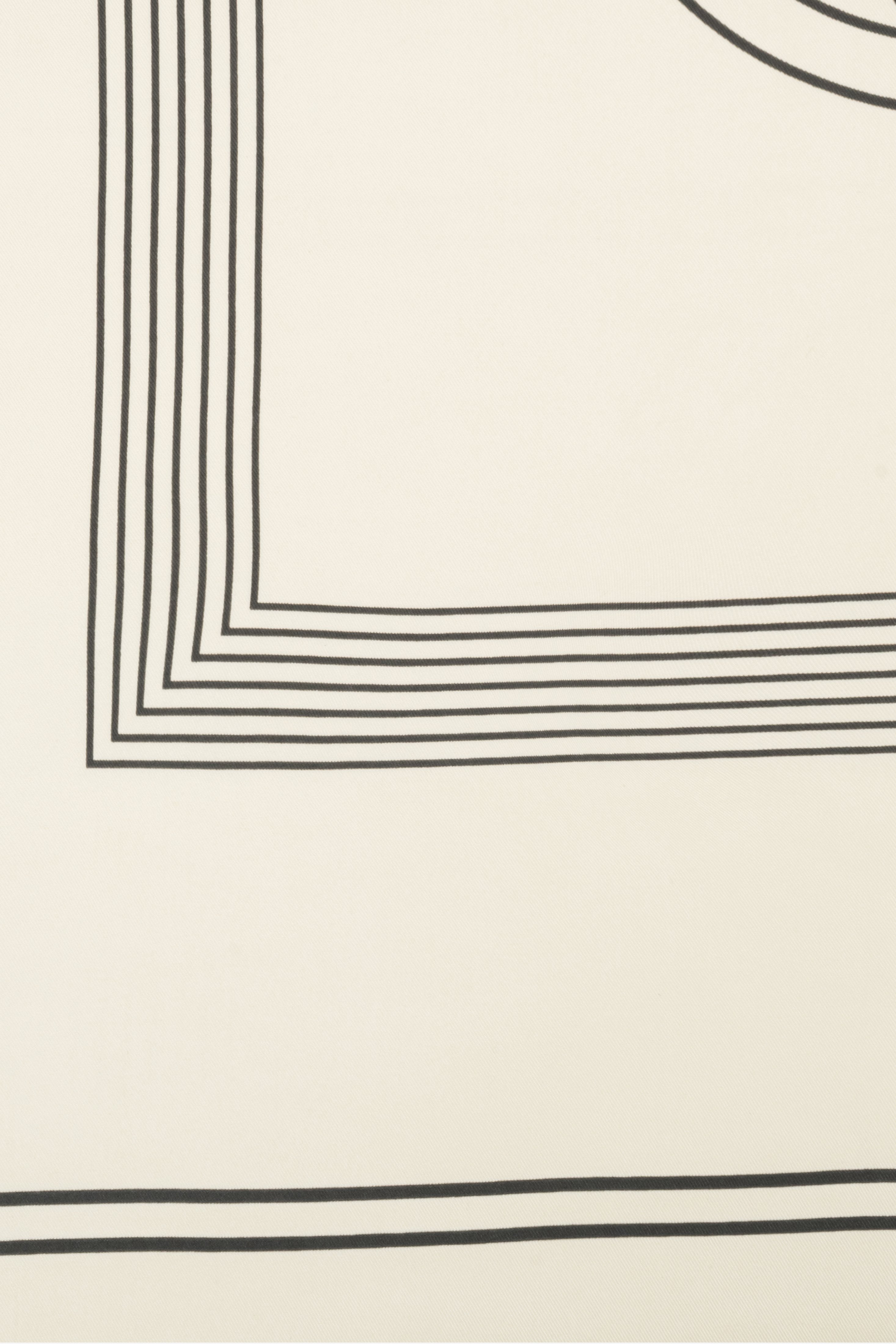 Women's light beige and black neckerchief with a subtle geometric pattern Estro – details.