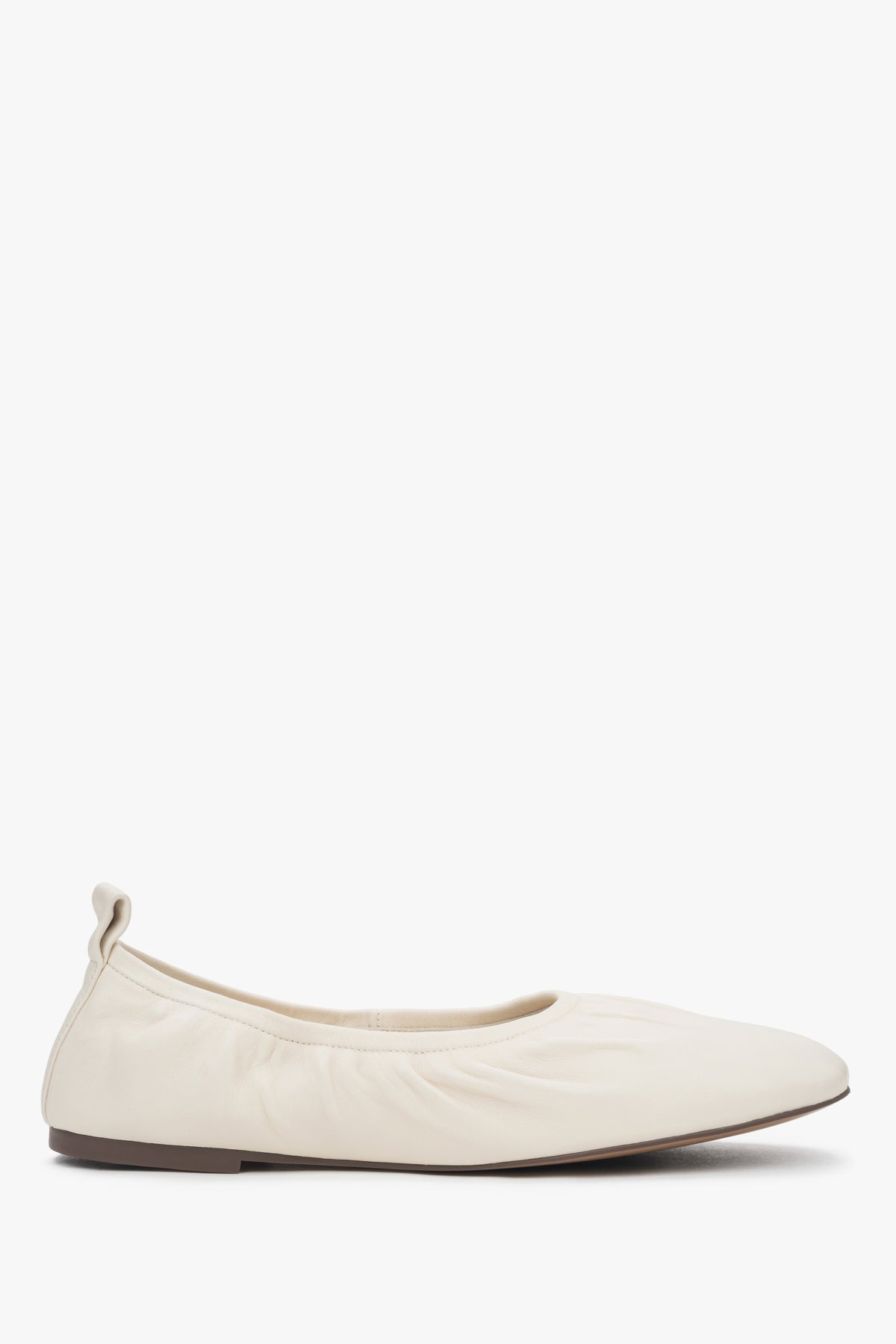 Women's Light Beige Leather Comfort Ballerina Flats Estro ER00117171.