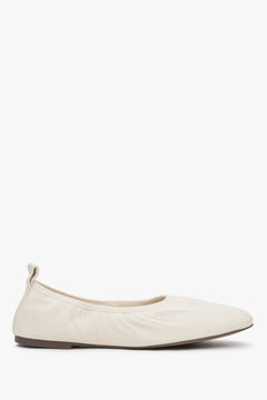 Women's Light Beige Leather Comfort Ballerina Flats Estro ER00117171.
