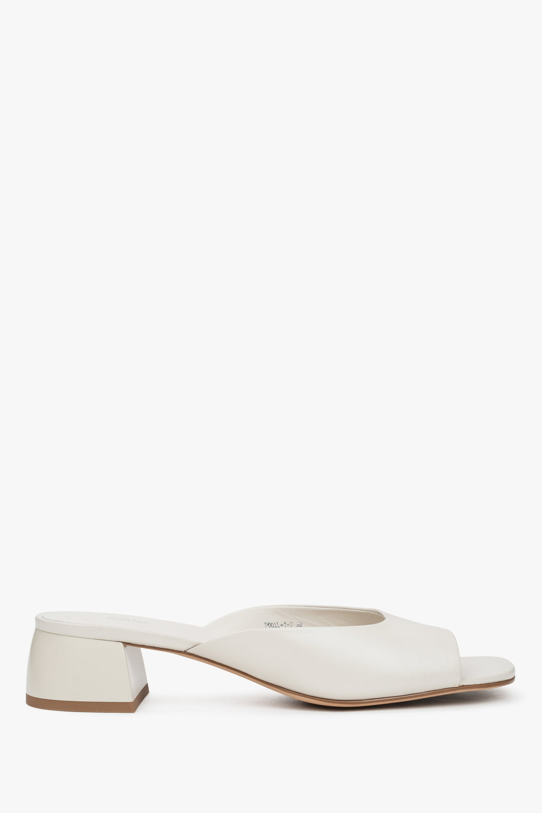 Women’s white genuine leather mules with a low heel by Estro.