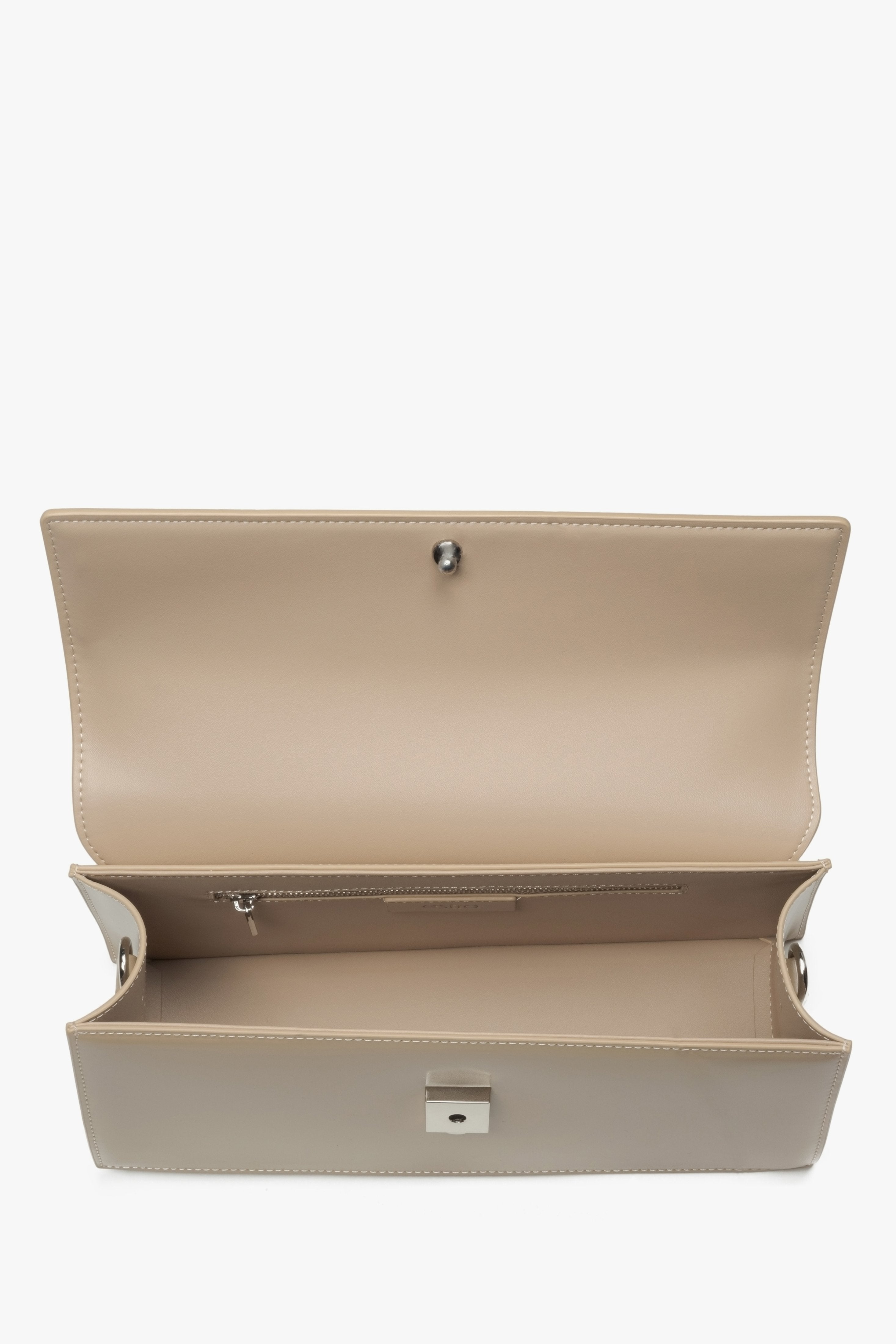 Versatile Light Beige Leather Bag with Adjustable Strap – Estro.