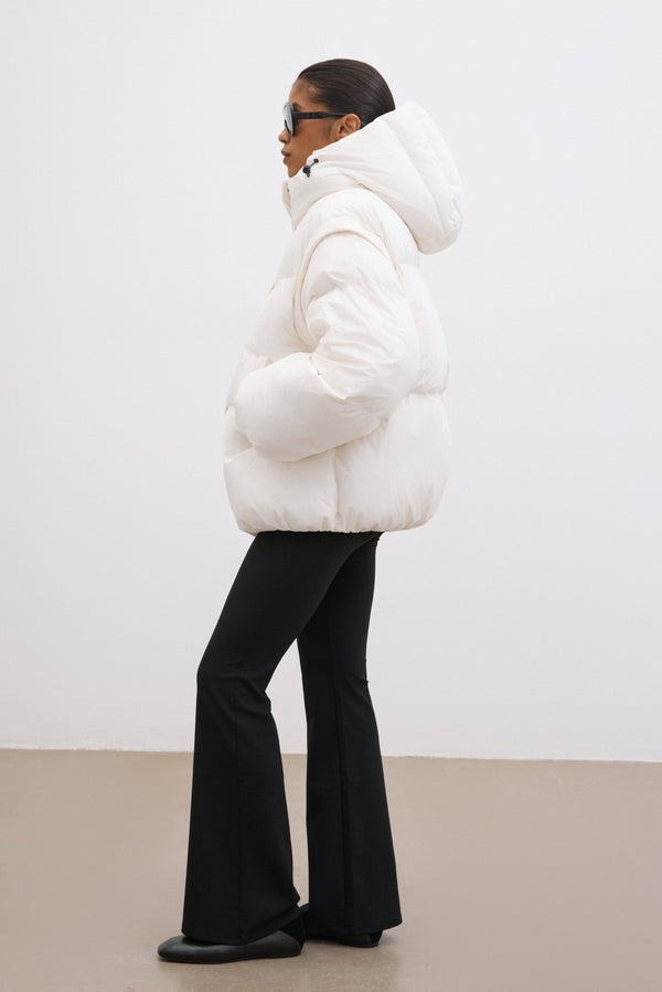 Light Beige Women's Oversized Jacket with Detachable Sleeves Estro.