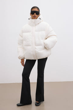 2-in-1 Jacket and Vest: Milky Beige Women's Oversized Jacket Estro.