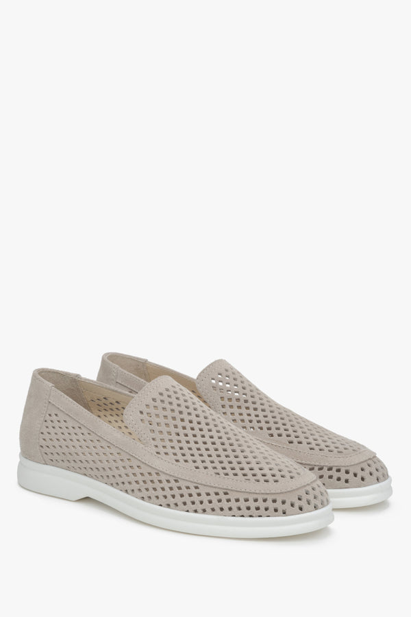 Light beige women's loafers with perforation made of Italian velour.
