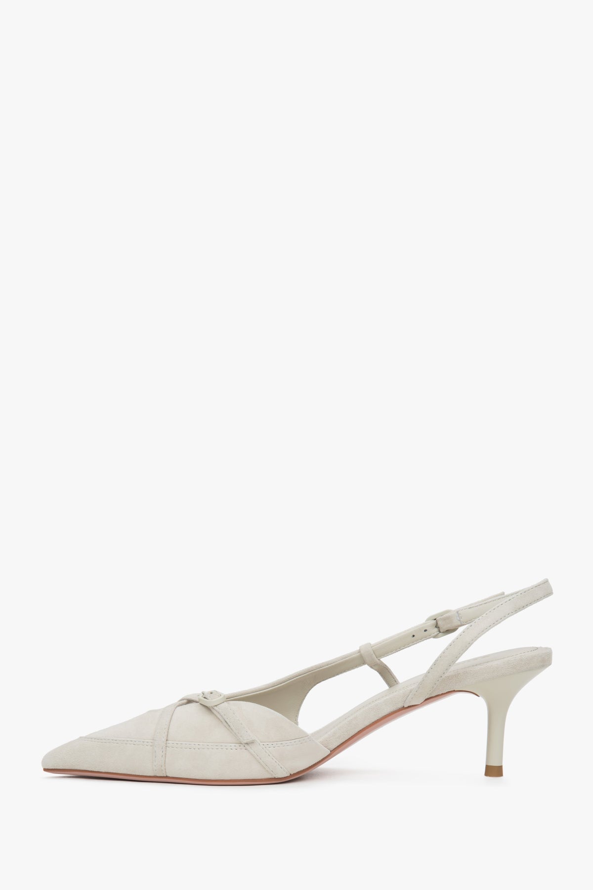 Estro women's slingbacks in light beige velour with low heel.