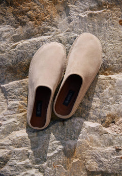 Women's Soft Light Beige Velour Mules Estro ER00117374.