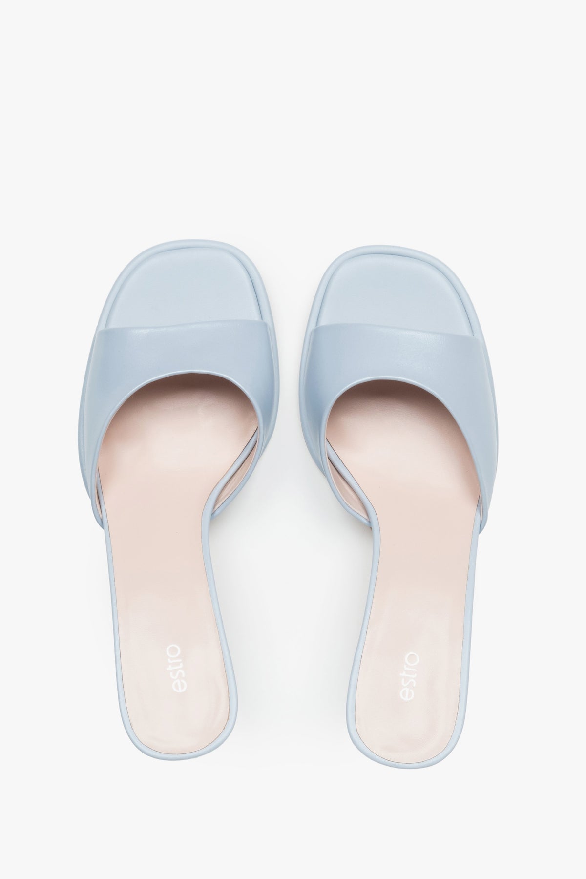 Women’s mules Estro, light blue, heeled, made of genuine leather.