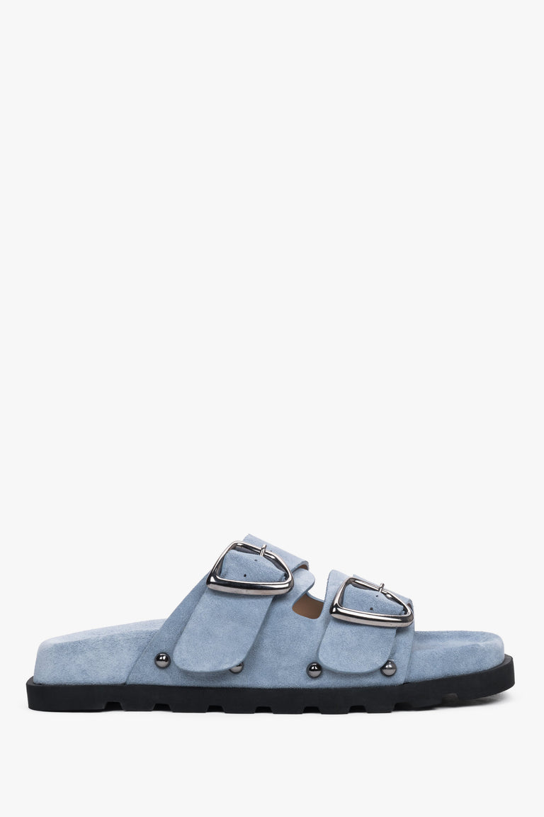 Light blue women’s natural velour slides with a silver buckle and studs, Estro.