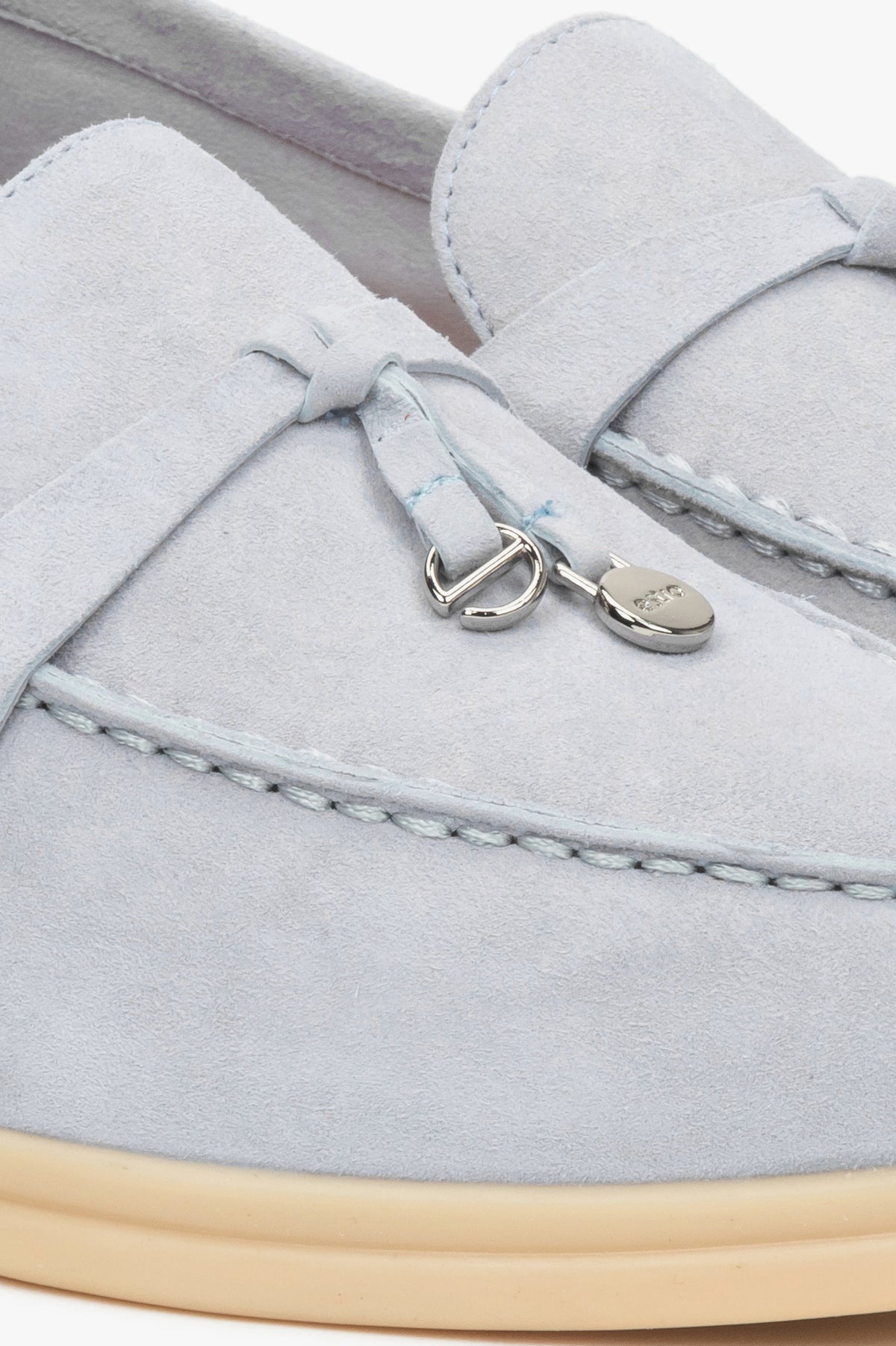 Light blue women’s loafers made of natural velour, Estro.