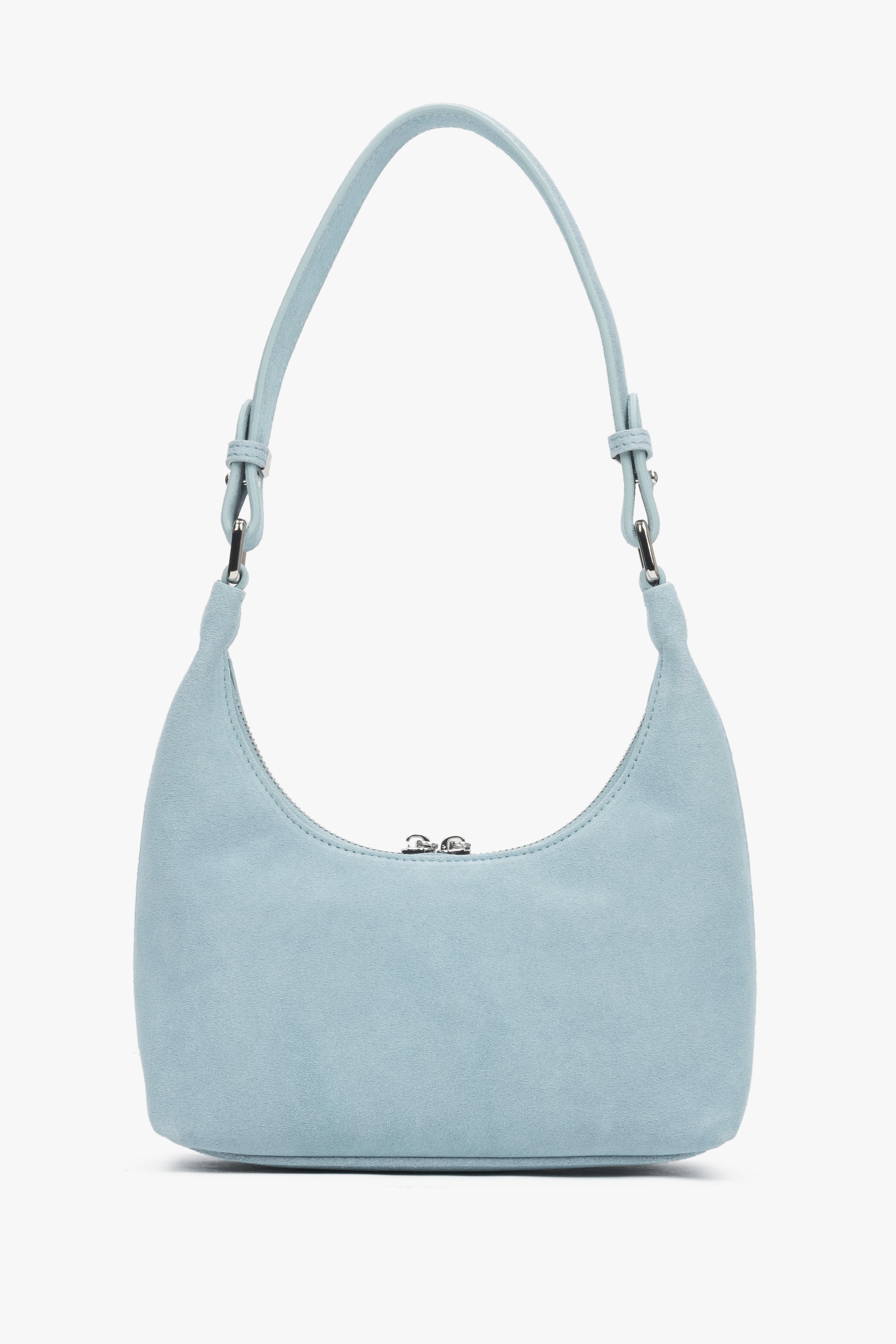 Estro women's light blue saddle-shaped bag in natural velour.