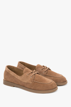 Women’s light brown nautical-style loafers made from premium genuine Italian velour.
