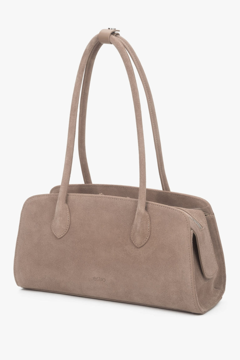 Women’s compact light brown shoulder bag in Genuine Velour Estro.