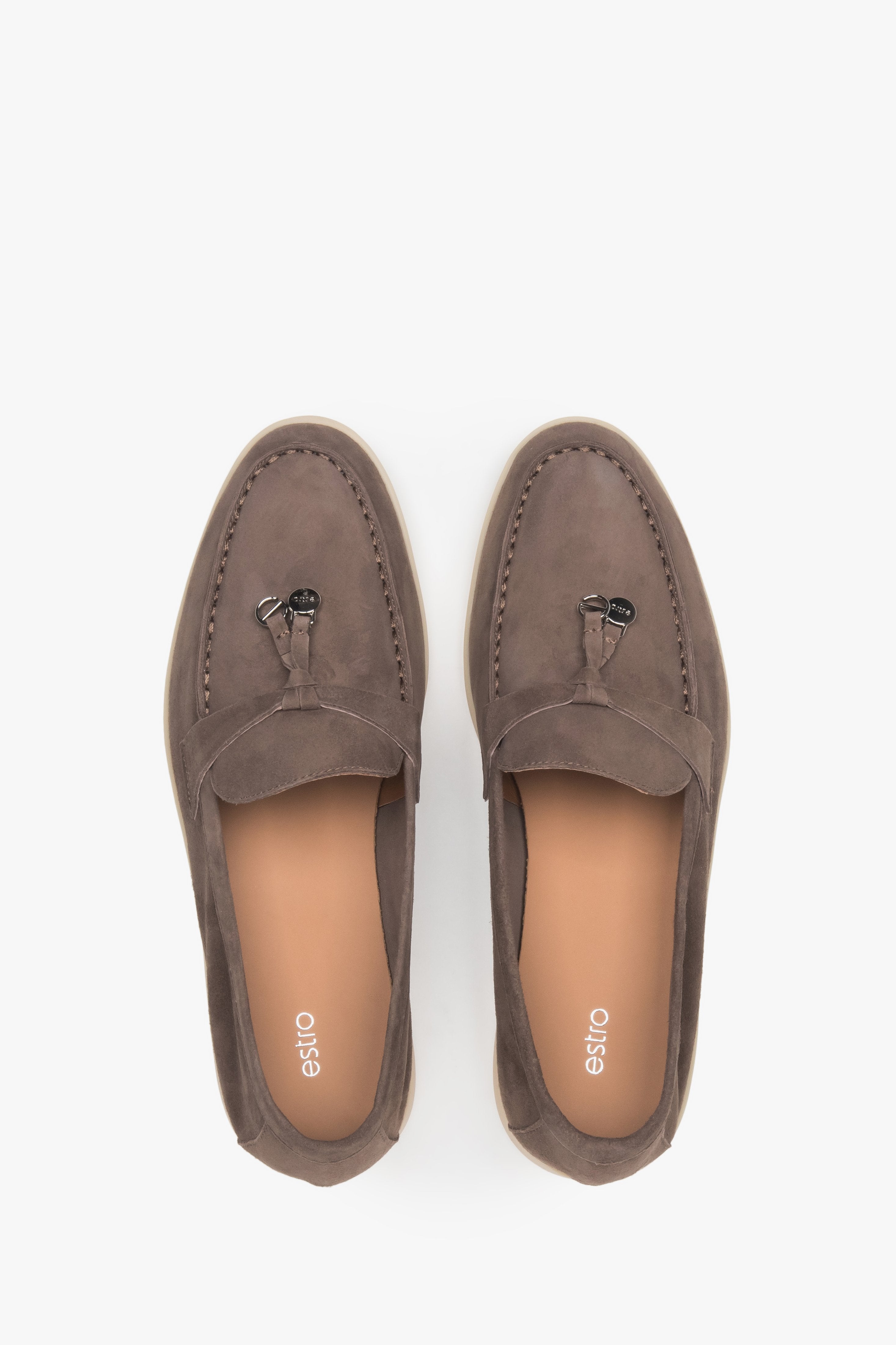 Estro women’s loafers, light brown, in genuine velour.
