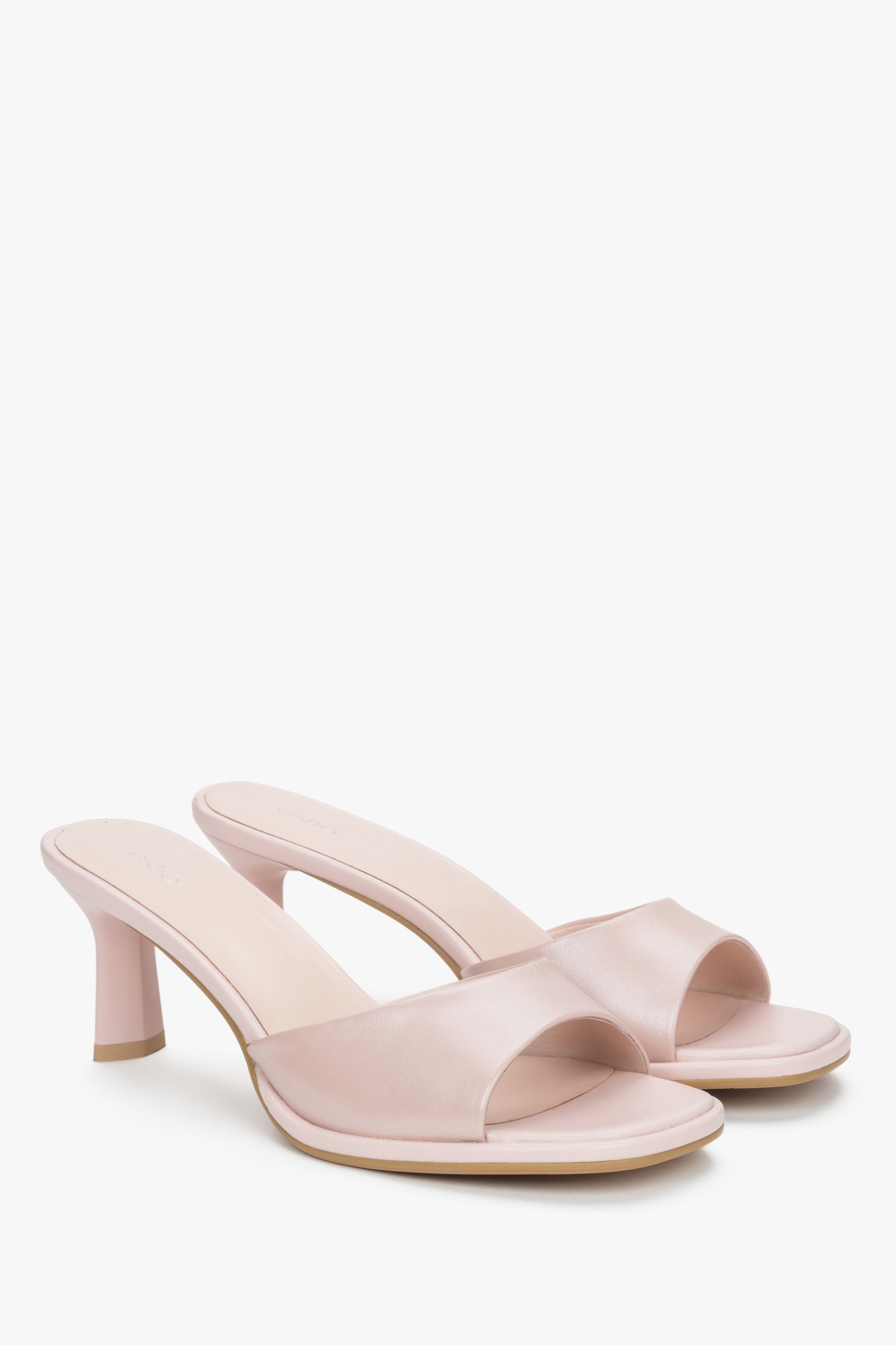 Women’s mules Estro, light pink, heeled, made of genuine leather.
