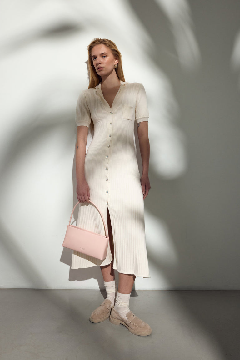 Estro light pink women's bag, elegant leather blend, dual strap options.