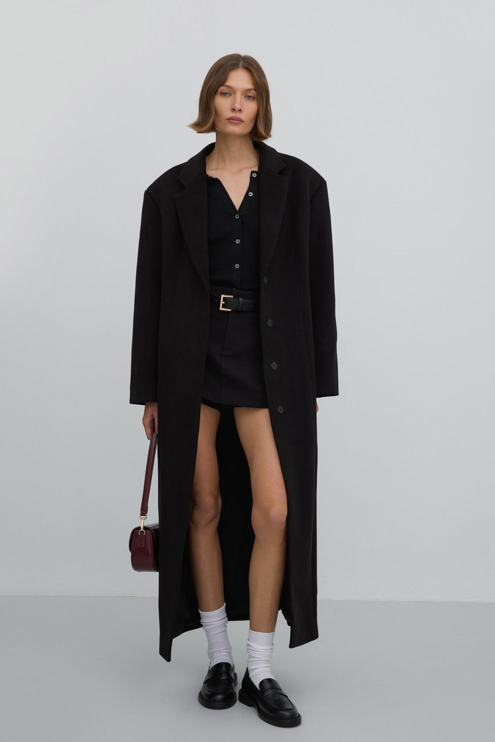 Women's Long Black Coat with Classic Cut Tied at the Waist Estro Estro ER00117927.