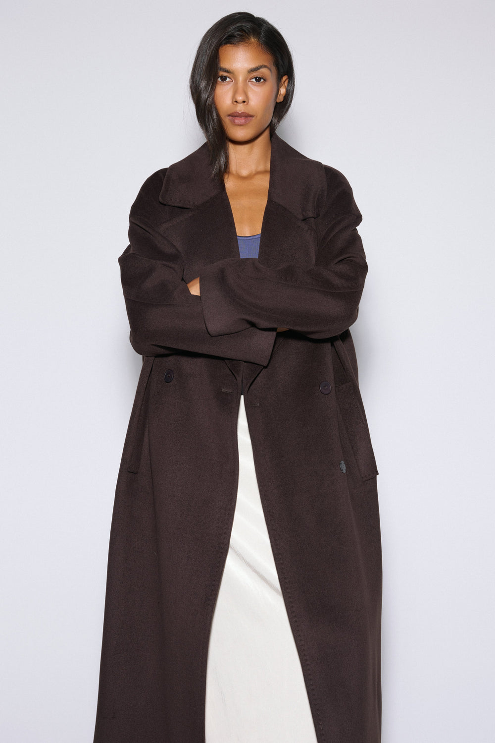 Women's Long Dark Brown Natural Wool Coat with Belt and Wide Lapels Estro ER00120608.