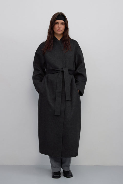 Warm long women’s coat with belt, camel wool and cashmere blend