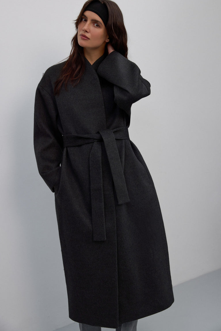 Long belted women’s coat in dark grey crafted from camel wool and cashmere