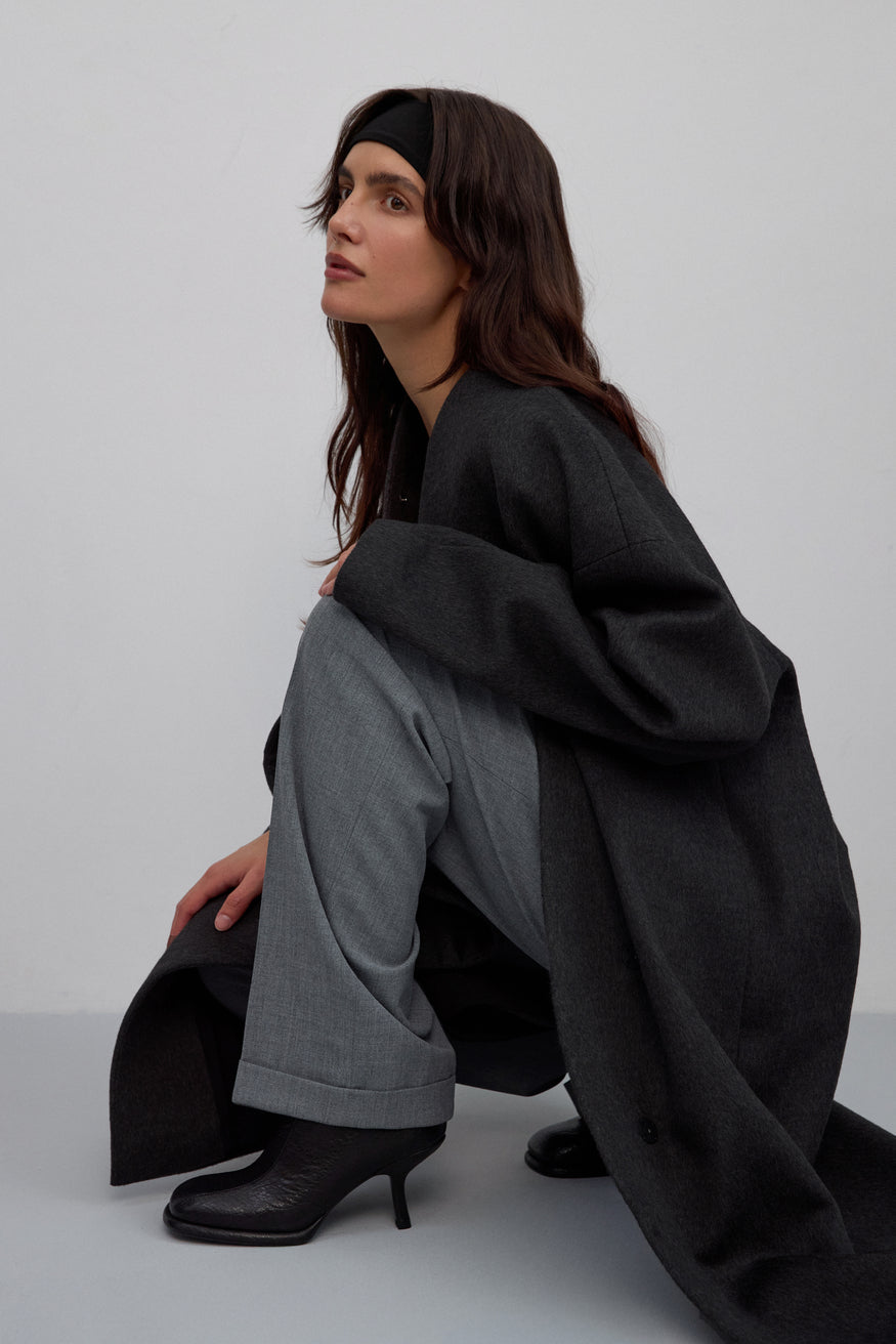 Luxury women’s camel wool and cashmere blend coat in dark grey