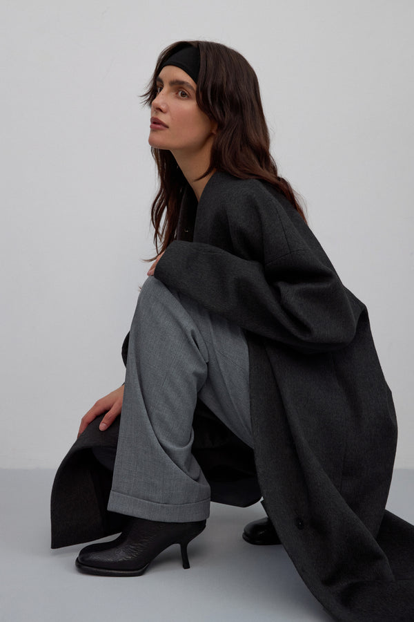 Luxury women’s camel wool and cashmere blend coat in dark grey