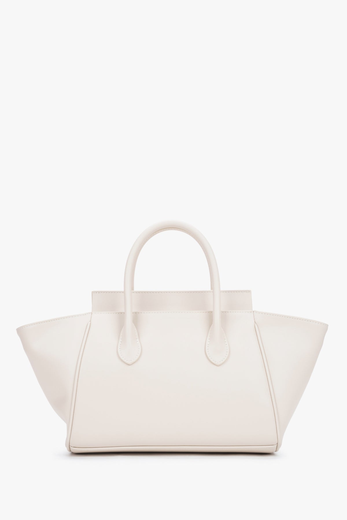 Smooth, geometric back of the bag crafted from genuine leather, highlighting the design’s perfect lines and symmetry.