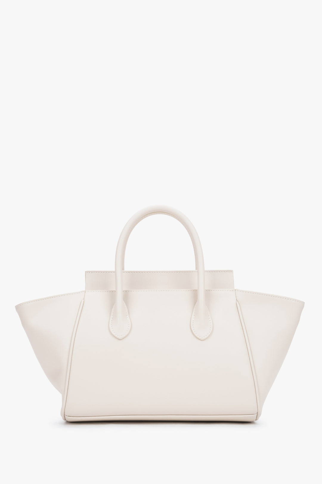 Smooth, geometric back of the bag crafted from genuine leather, highlighting the design’s perfect lines and symmetry.