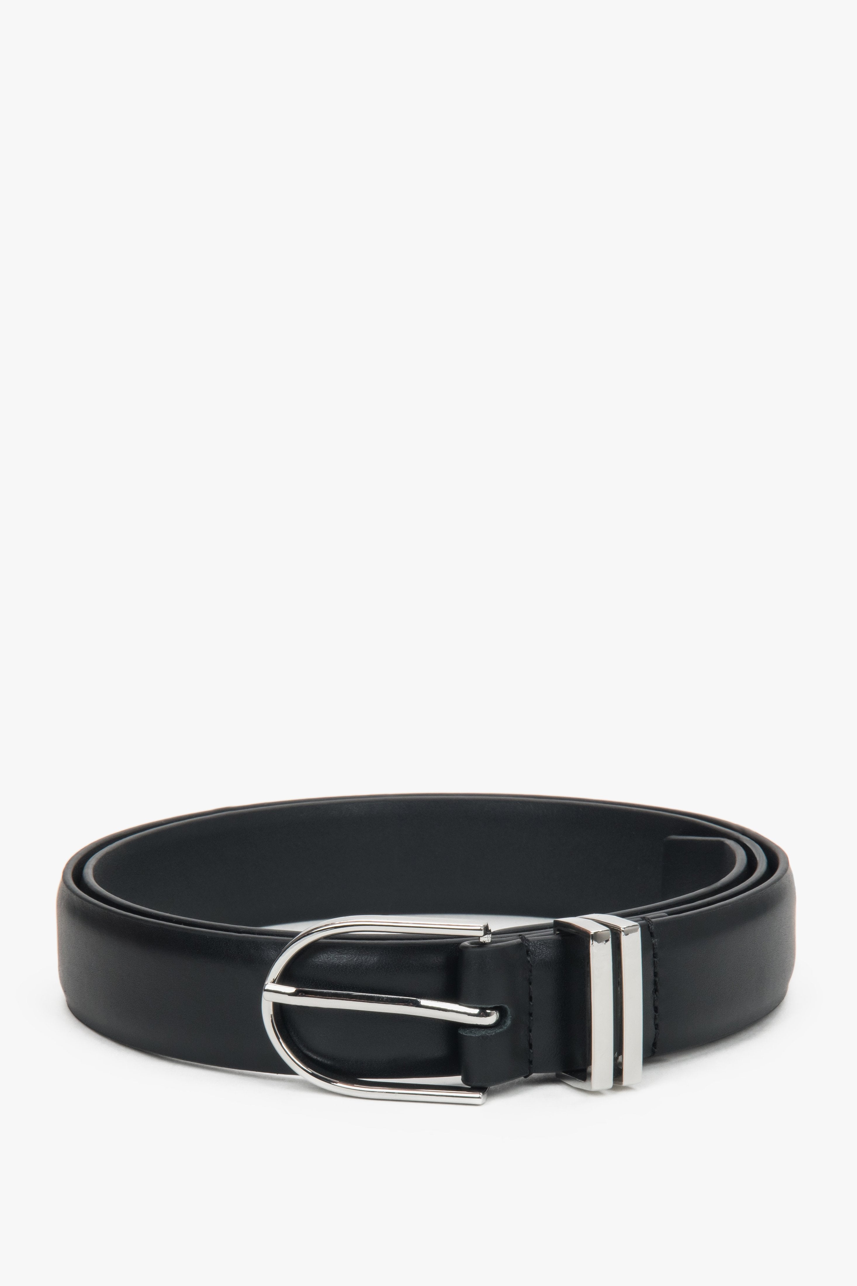 Women’s Minimalist Black Leather Belt with Silver-Tone Hardware Estro ER00118260.