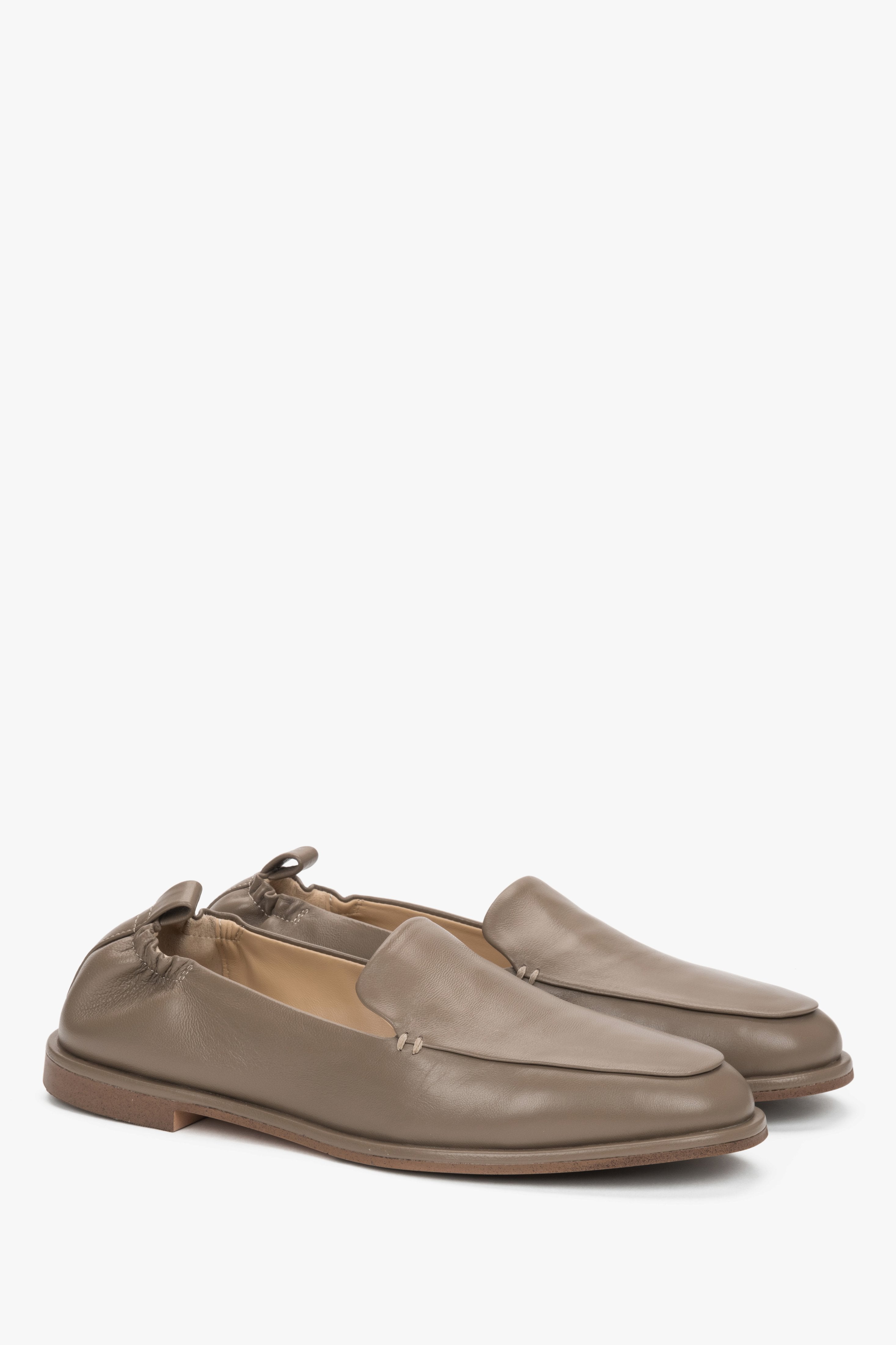 Angled view of women's olive green slip on loafers by Estro