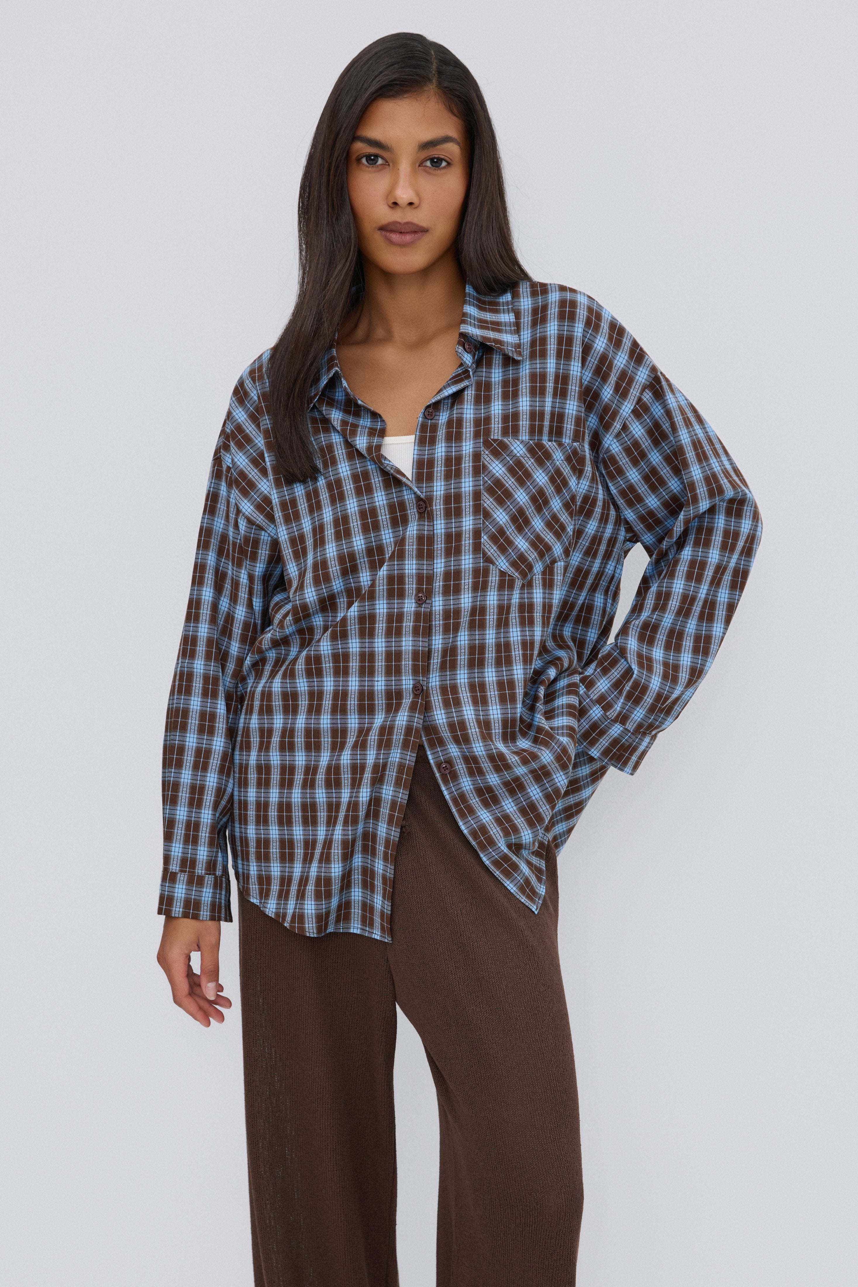 Women's Oversized Button-Up Shirt in Brown and Blue Plaid Estro ER00119774.