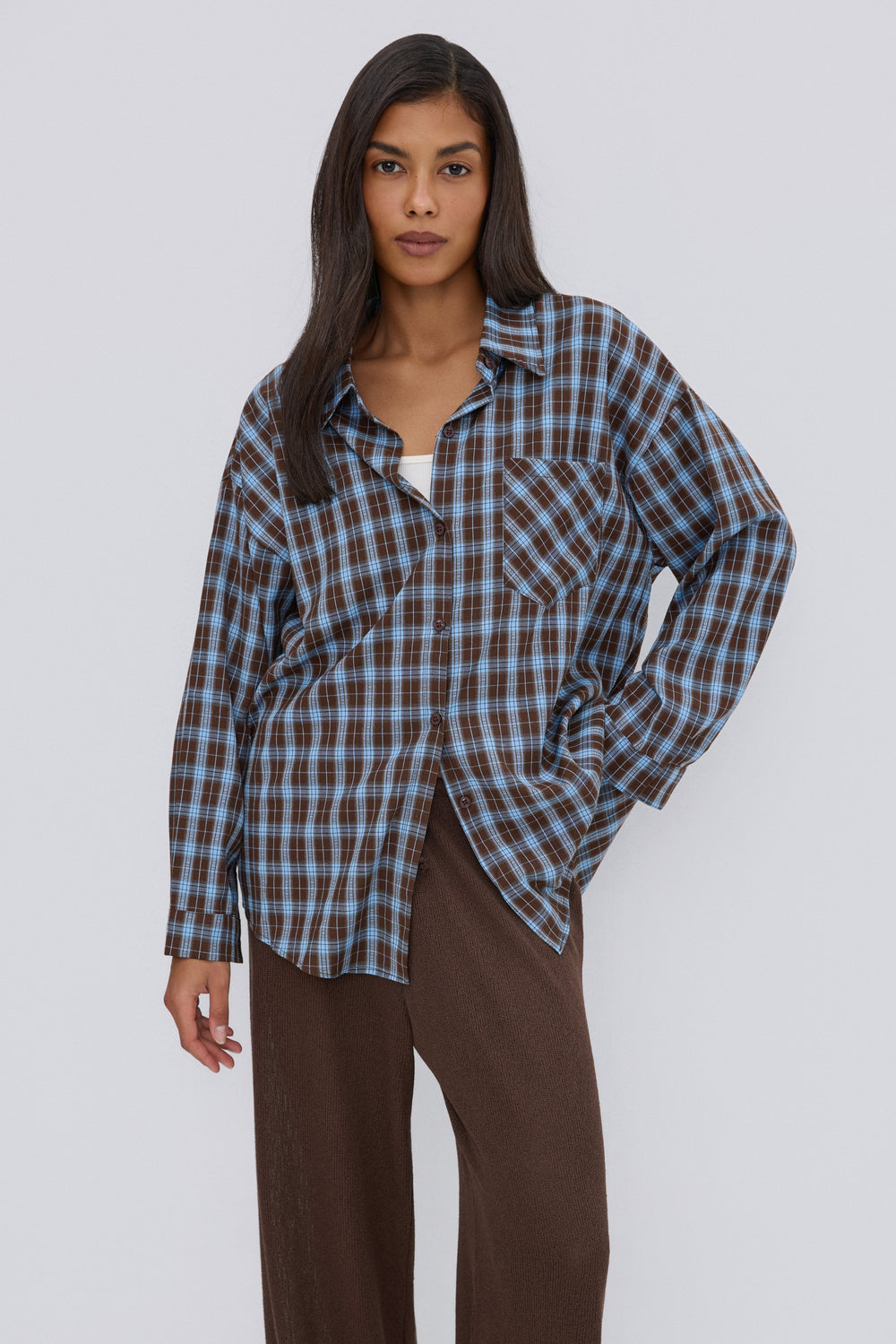Women's Oversized Button-Up Shirt in Brown and Blue Plaid Estro ER00119774.