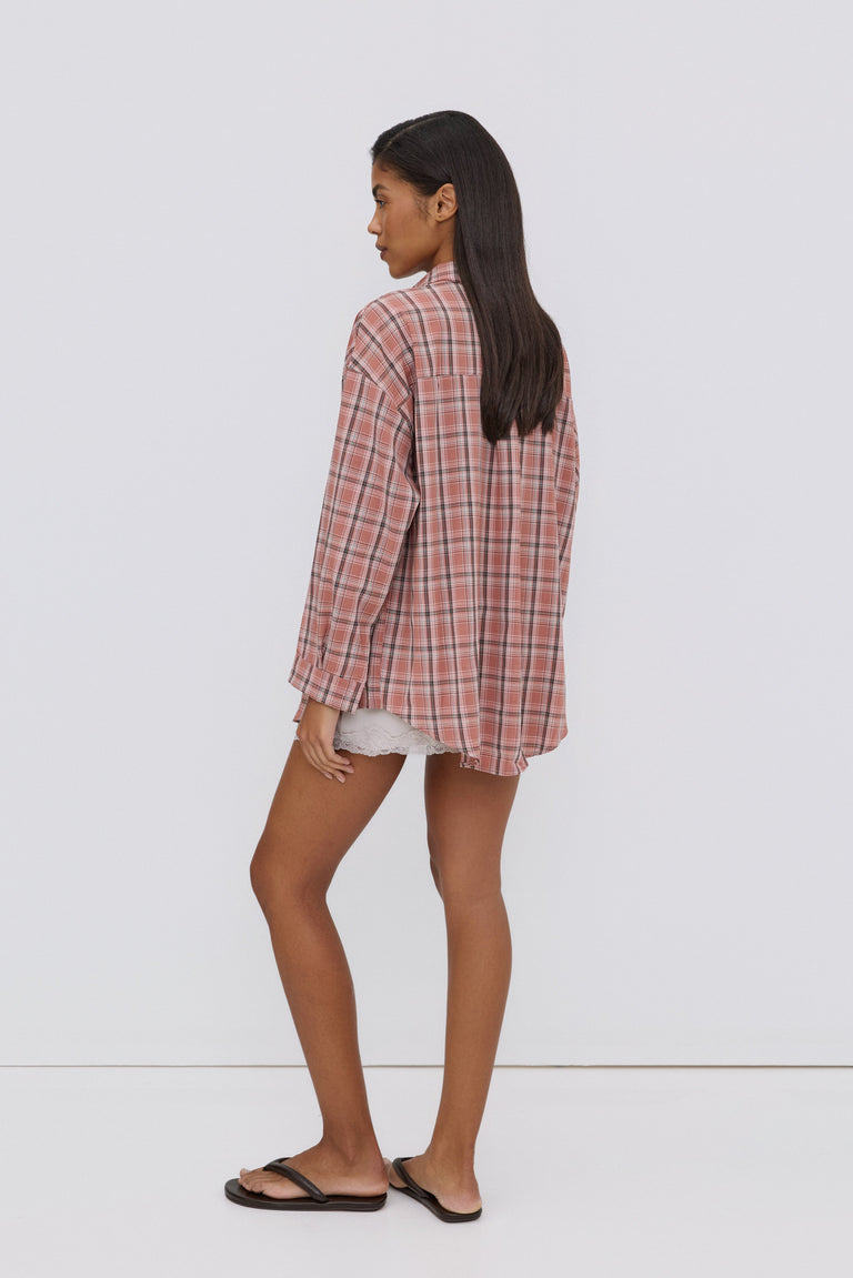 Women's oversized pink plaid button-up shirt, Estro.