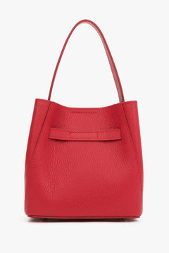Handy women’s handbag in red, satchel style, premium Italian leather.