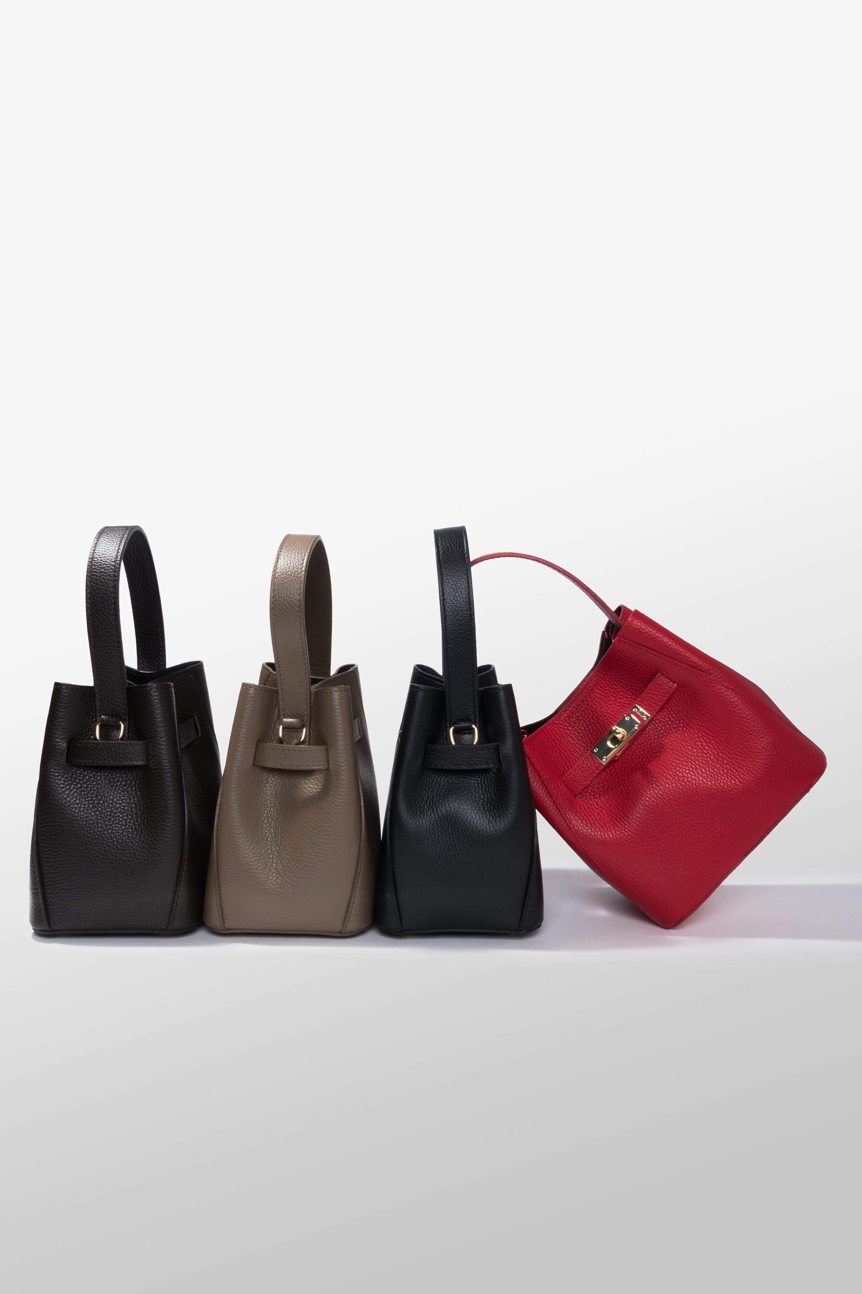 Women’s satchel bags made of Italian genuine leather Estro - color comparison.