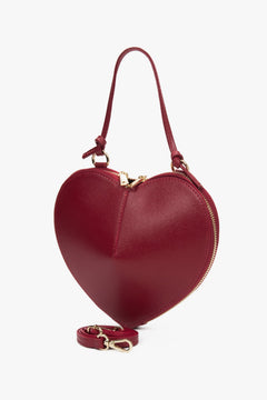 Estro women’s heart-shaped handbag in red leather.