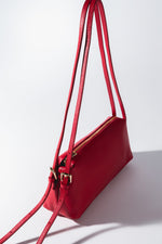 Women's Red Oblong Shoulder Bag made of Pebbled Italian Leather Estro ER00120581.